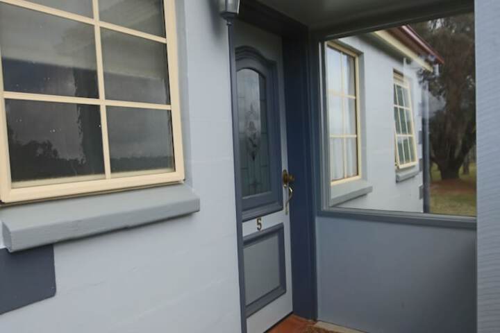 Room 40 of 244