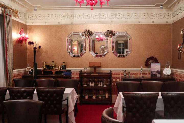Dining 66 of 113