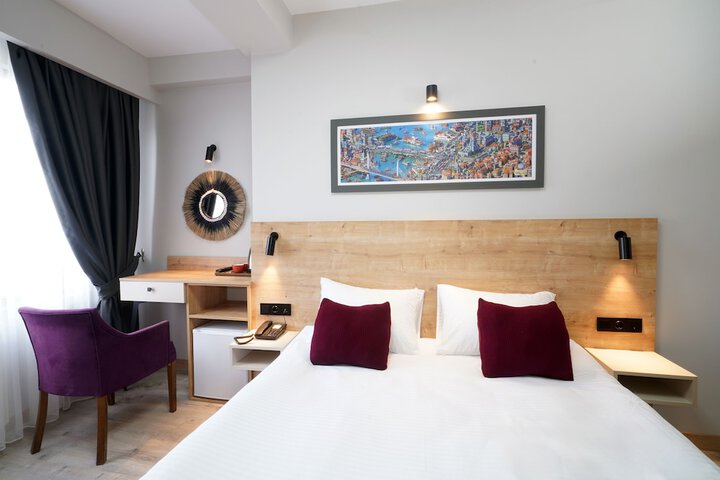 Room 18 of 39