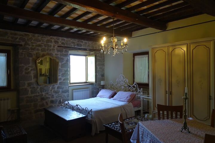 Room 7 of 43
