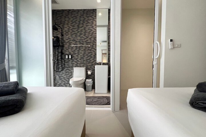 Room 25 of 126