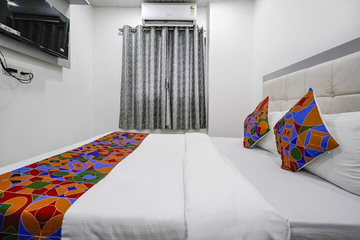 Room 20 of 29