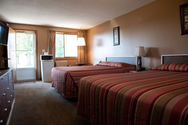 Room 4 of 30