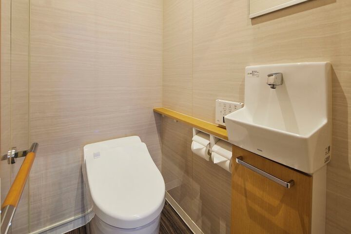 Bath Interior