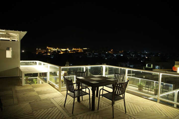 Terrace/Patio 37 of 38