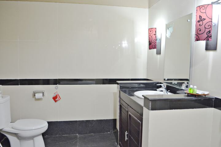 Room 12 of 23