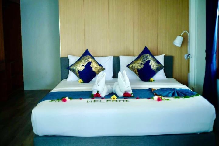 Room 26 of 293