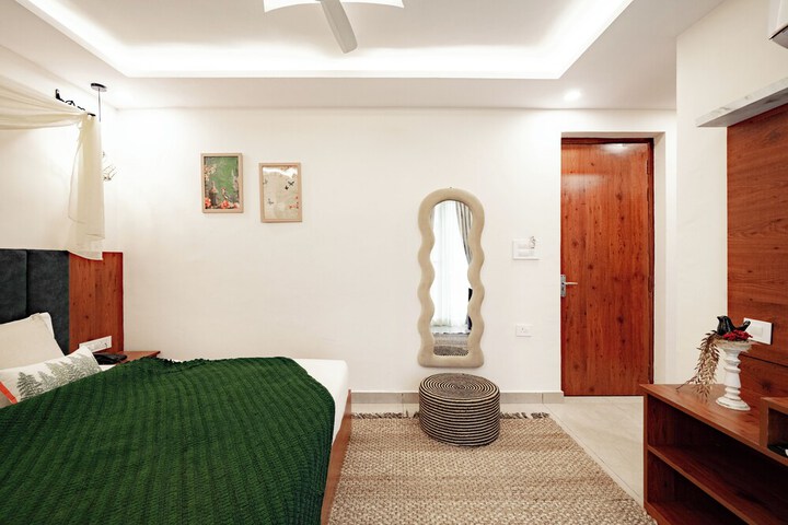 Room 19 of 35