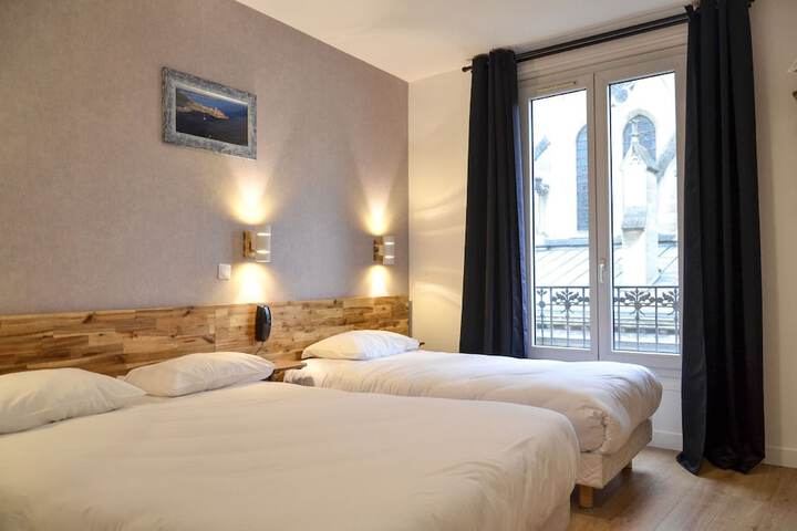 Room 45 of 116
