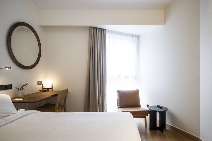 Room 21 of 90