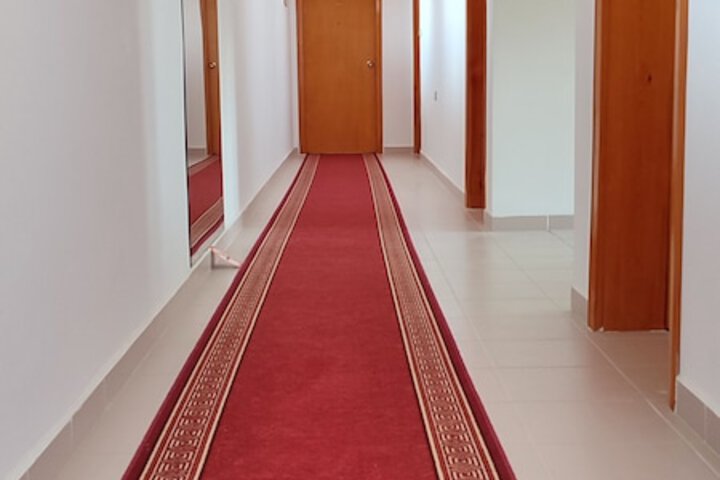 Room 25 of 175