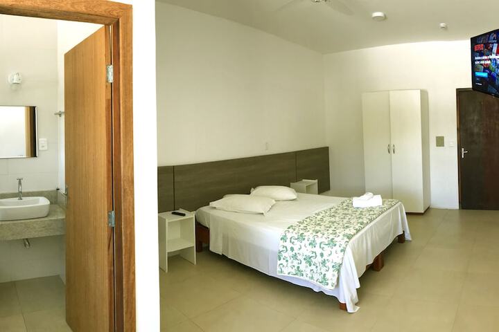 Room 8 of 15