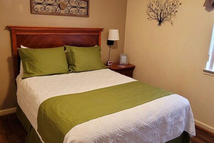 Room 20 of 66
