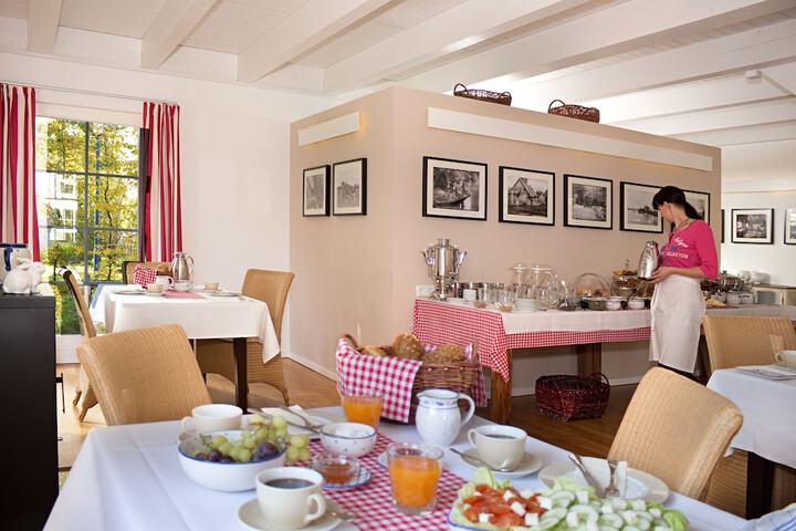Breakfast/Coffee Service 15 of 15