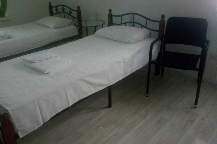 Room 15 of 30