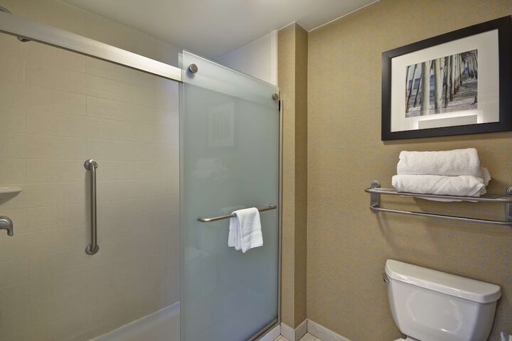 Bathroom shower
