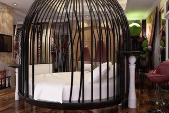 Tata Theme Hotel