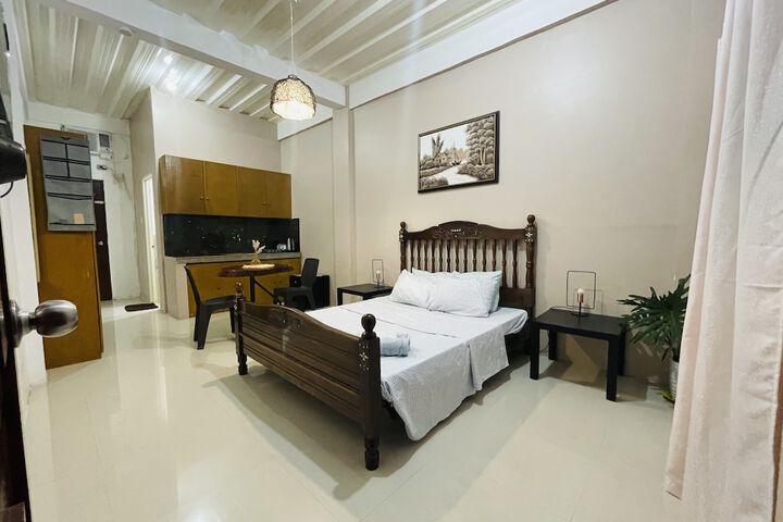 Room 3 of 12