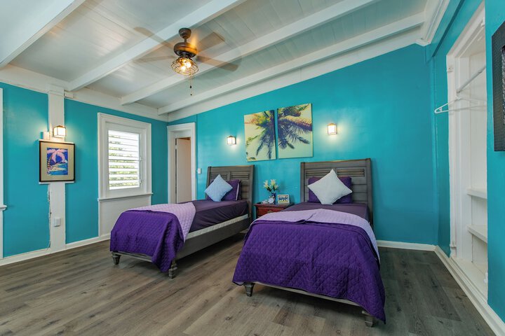 Room 46 of 171