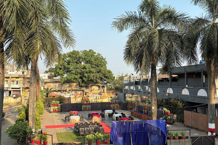 Hotel Akanksha