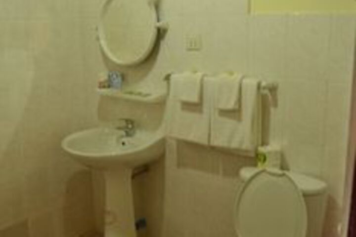 Golden Cave Hotel
