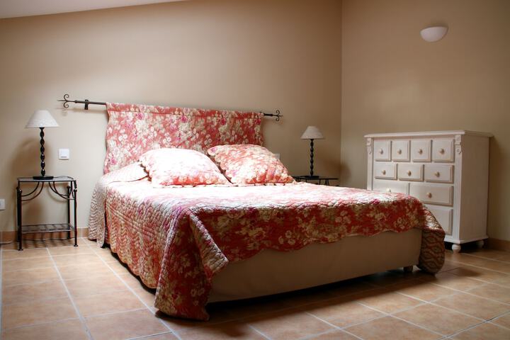 Room 30 of 63