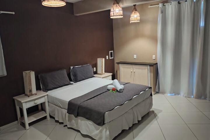 Room 13 of 76