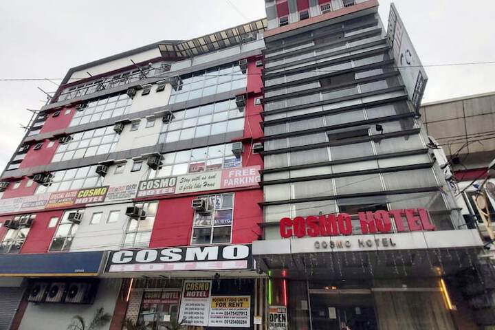 Cosmo Hotel Espana Near Ust