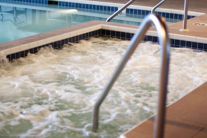 Pool 60 of 96