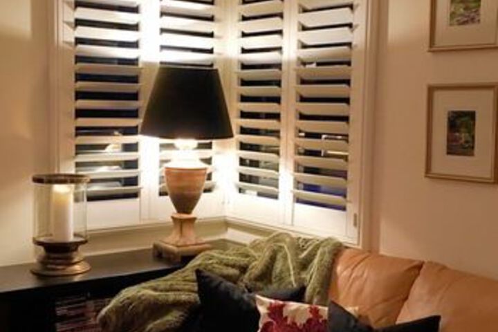 Lounge 6 of 26