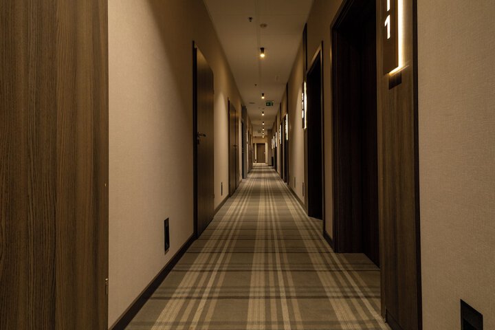 Ballroom/Hall 41 of 48