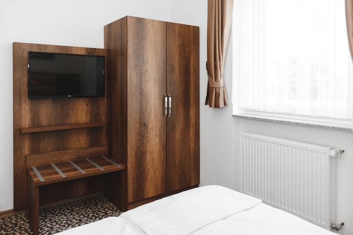 Room 15 of 44