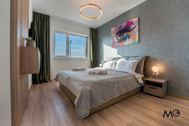 Room 52 of 653