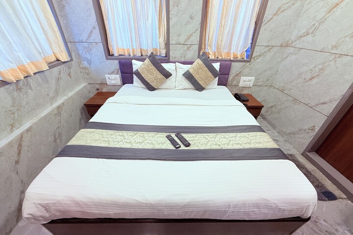 Room 4 of 45