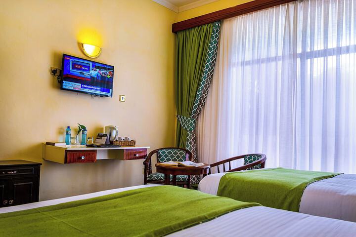 Room 10 of 21