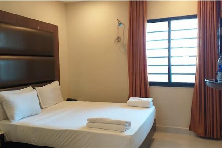 Room 20 of 25