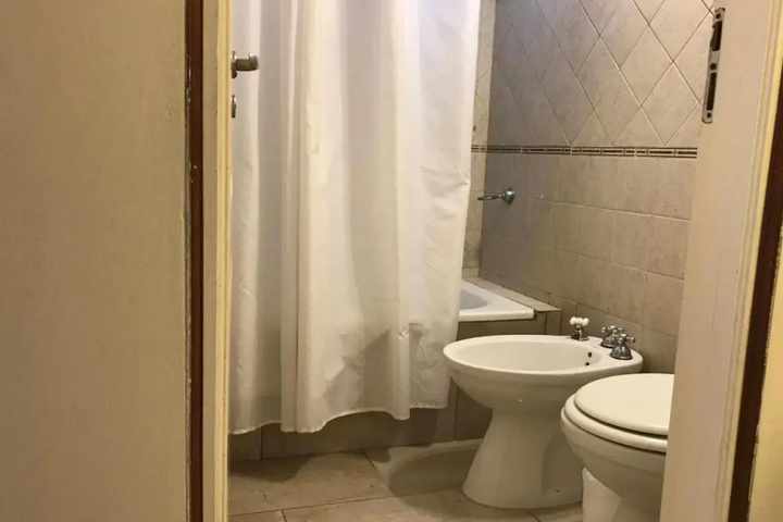 Room 8 of 17