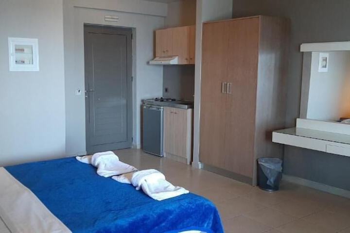 Room 10 of 41