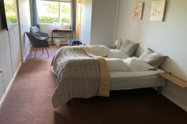 Room 10 of 63