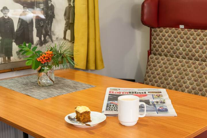 Breakfast/Coffee Service 36 of 59