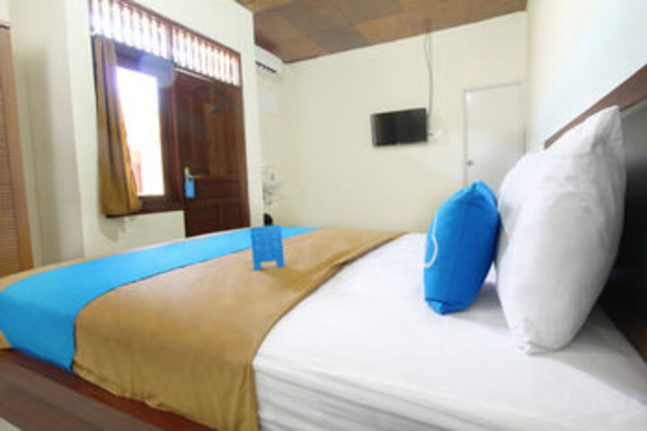 Room 9 of 29