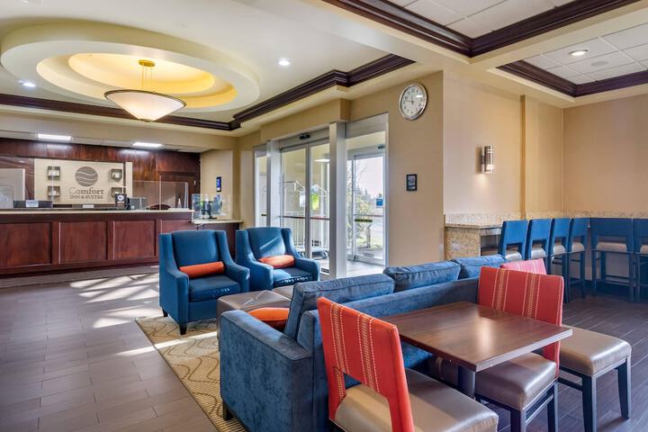 Guest Lobby