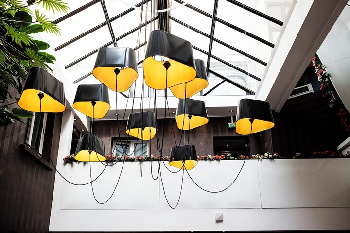 Guest Lobby
