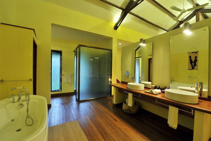 Bathroom Interior Photo