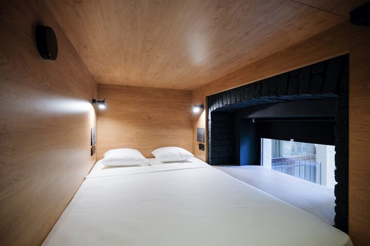 Room 6 of 53