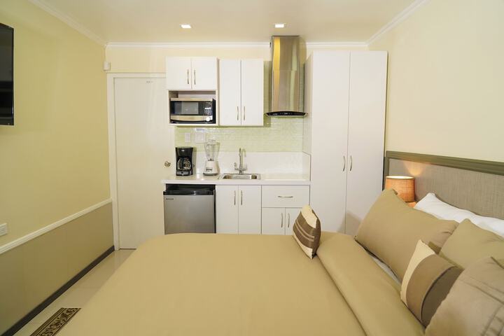 Room 14 of 81