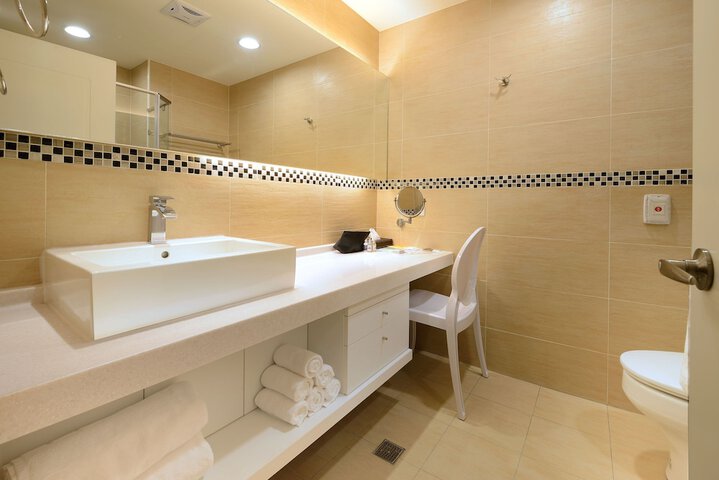 Bath Interior