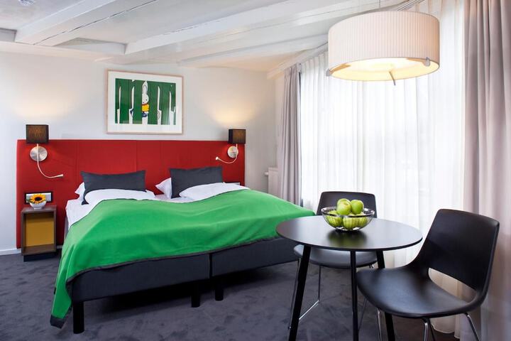 Room 26 of 57