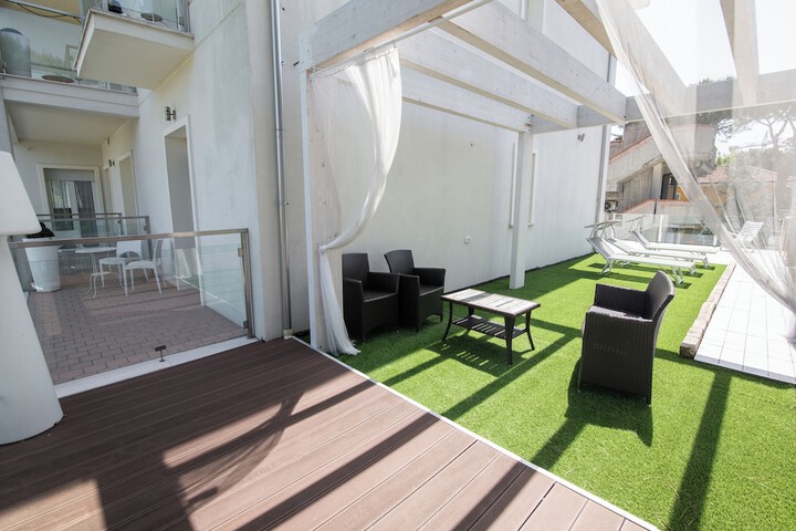 Terrace/Patio 107 of 112