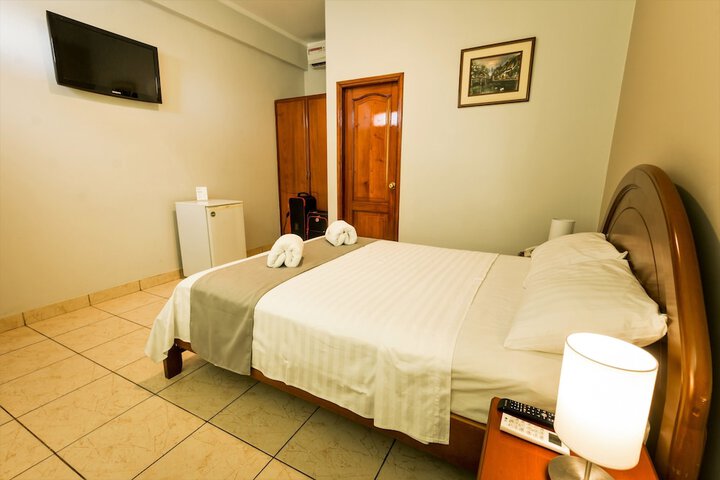 Room 21 of 42